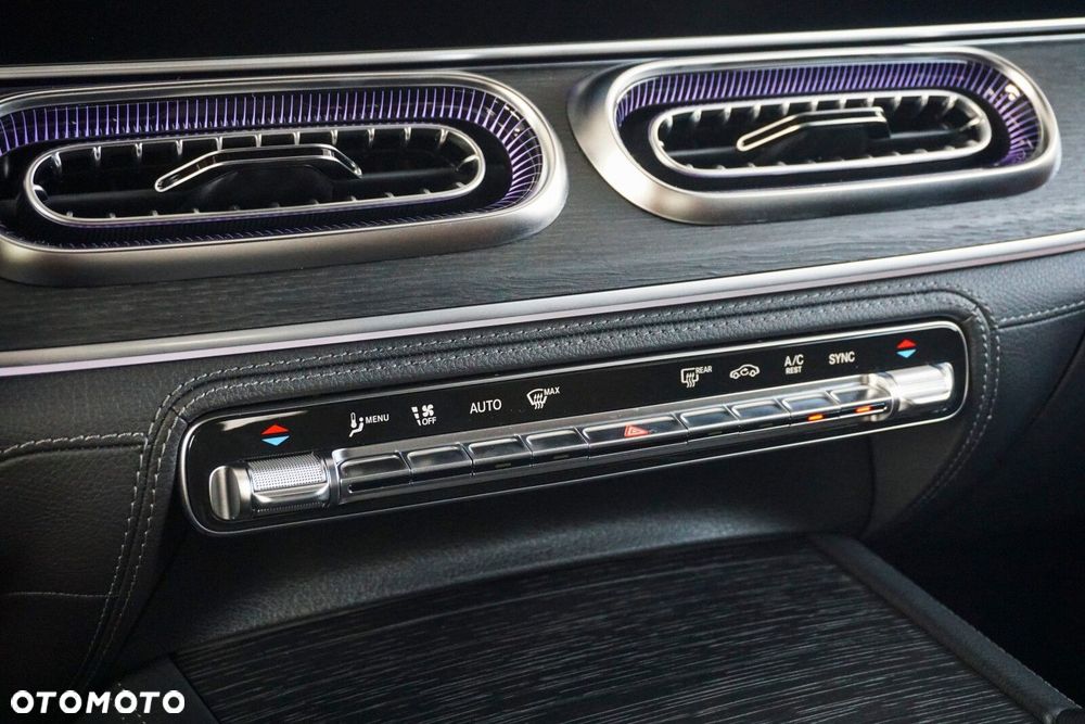 Mercedes-Benz GLE - 22