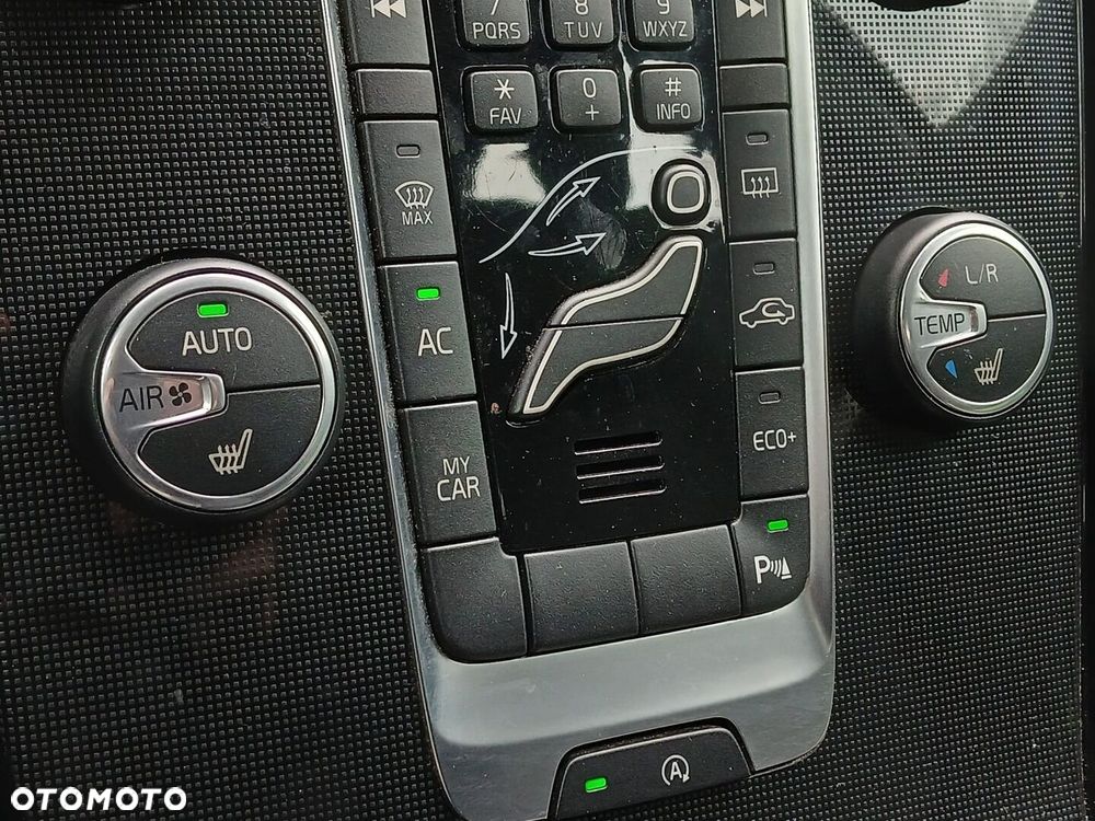 Volvo V40 T3 Drive-E Dynamic Edition - 22