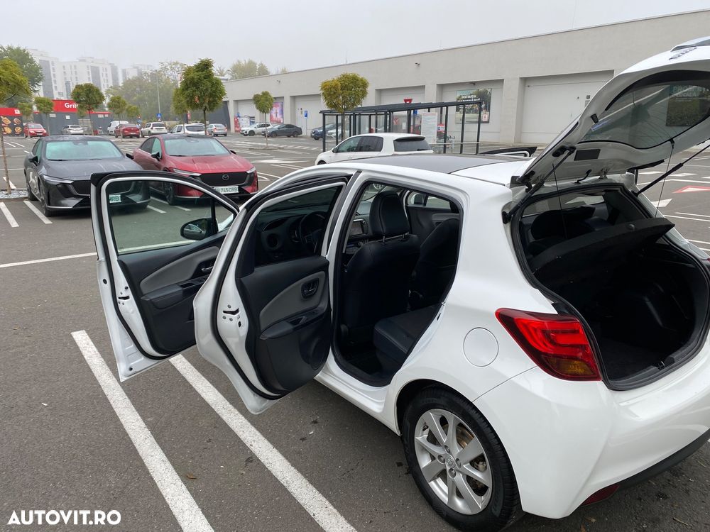 TOYOTA Yaris 2015 — imagine 8