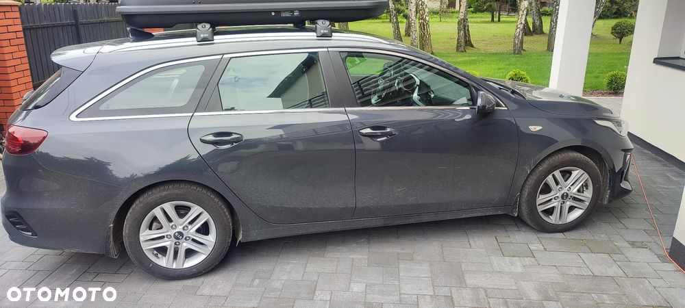Kia Ceed - 4