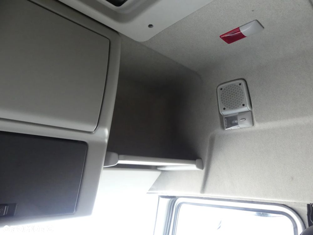 Renault D18 320KM  / FIRANKA 9.30m / EURO 6 / 23 EUROPALETY / - 33