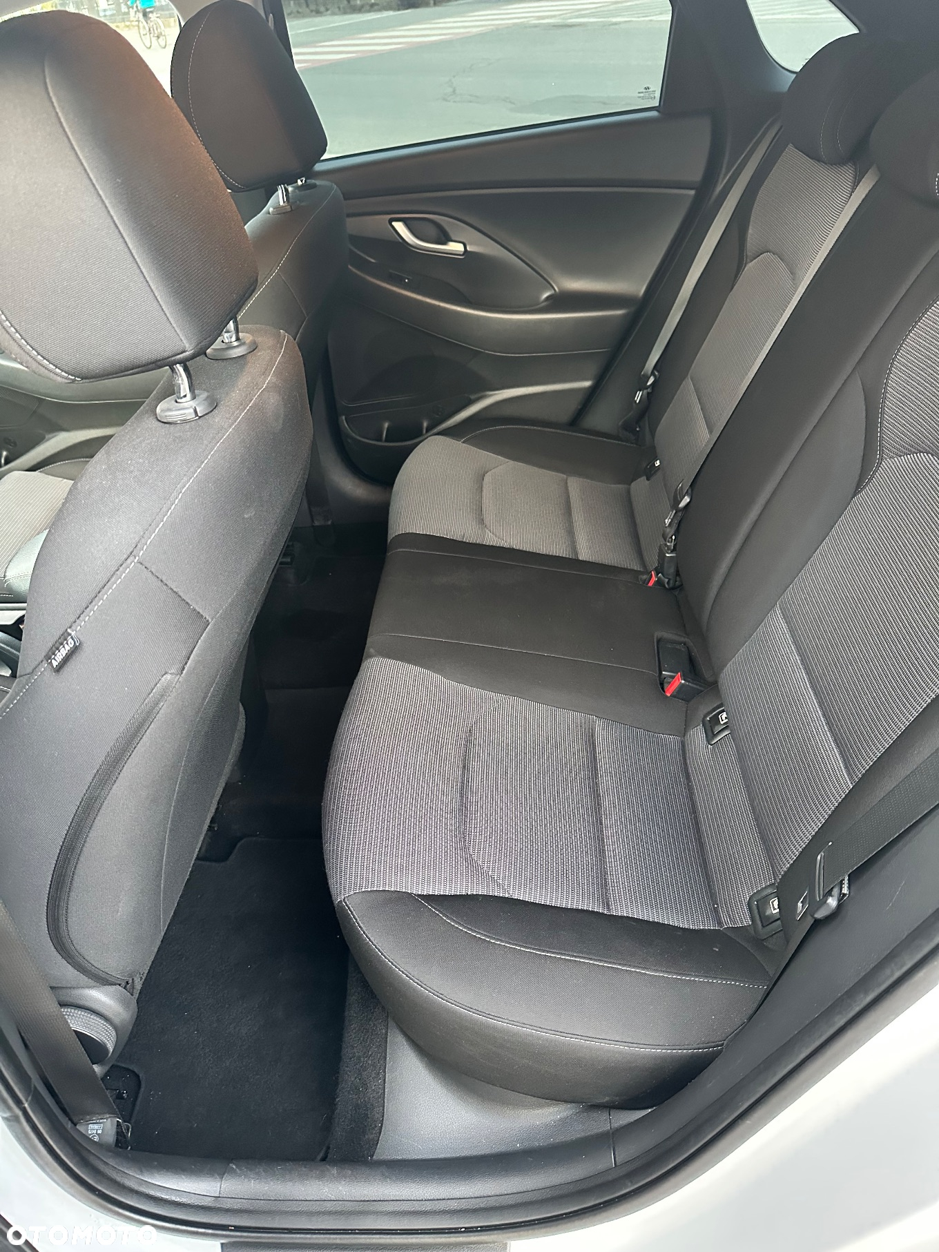 Hyundai i30 1.4 Premiere Comfort - 17