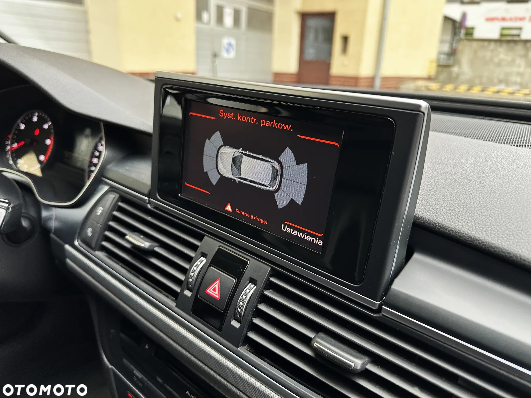 Audi A6 Avant 2.0 TDI Ultra S tronic - 31