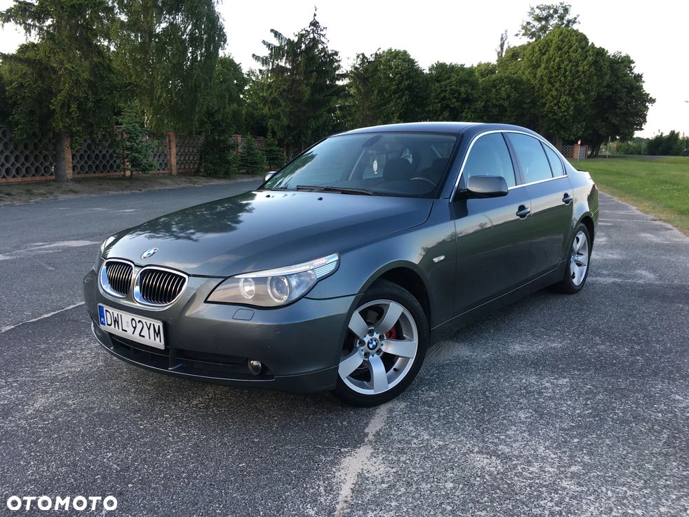 BMW Seria 5 523i - 22
