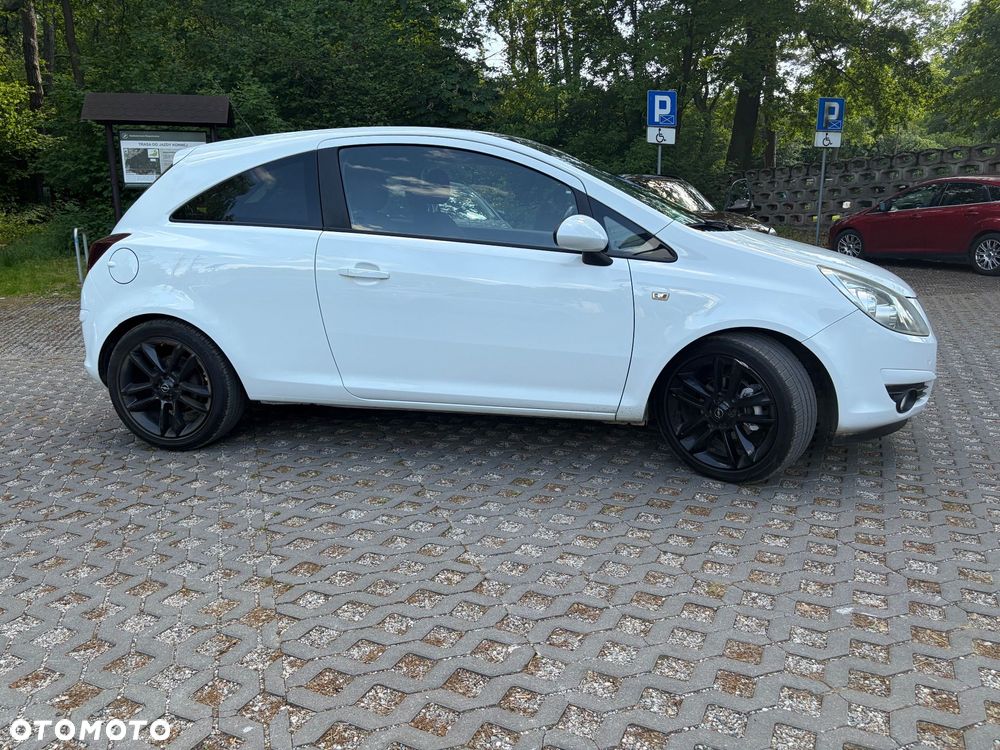 Opel Corsa 1.4 16V Color Edition - 5