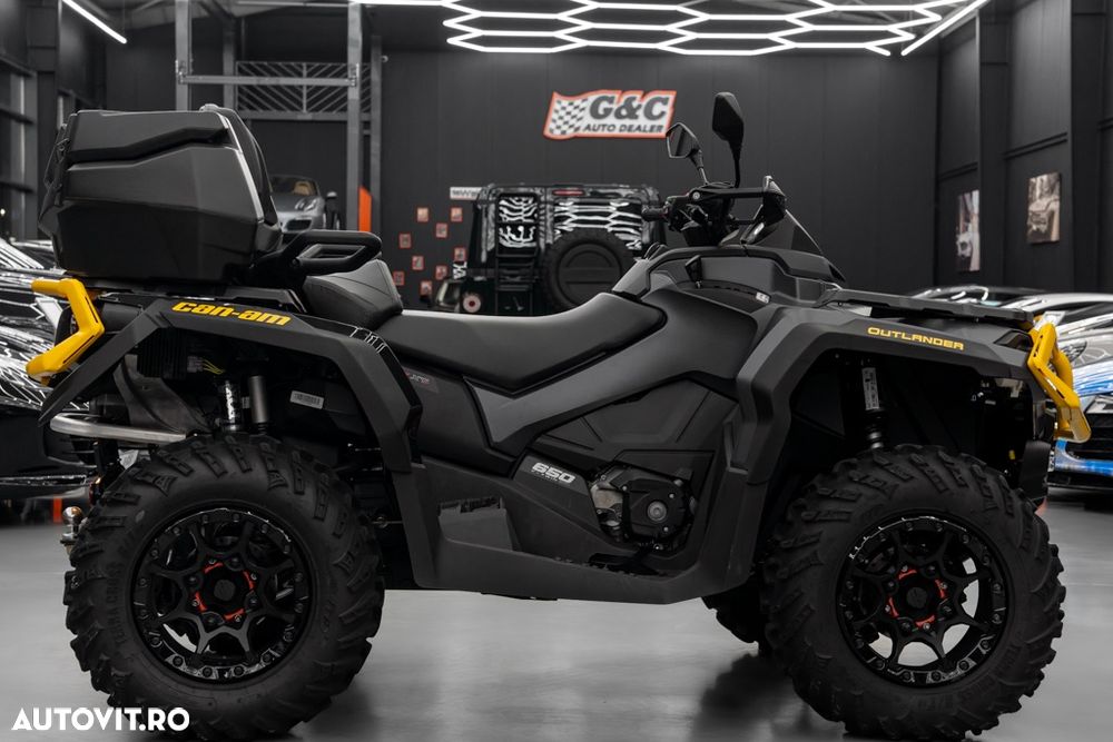 Can-Am Outlander Max - 30