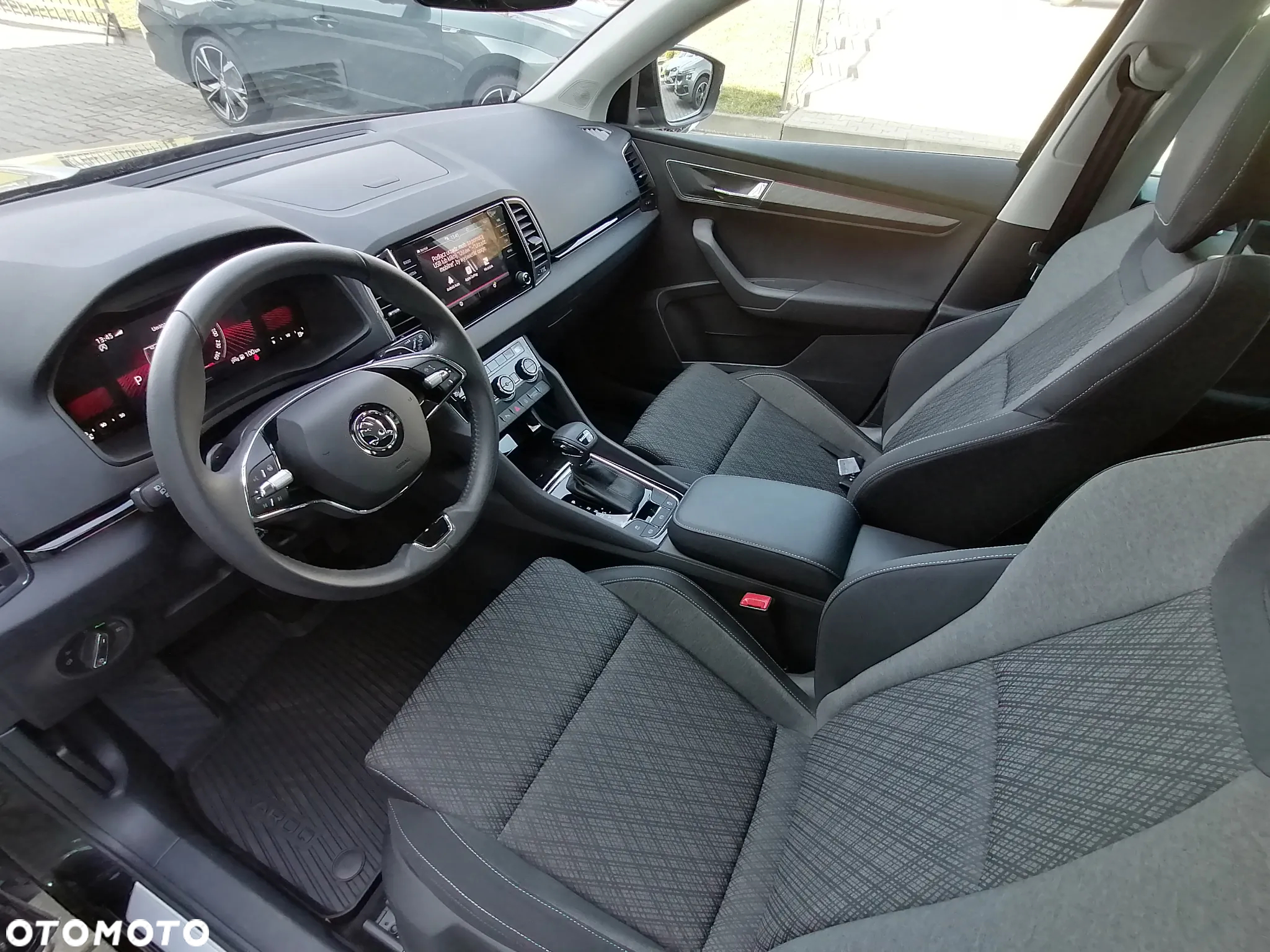 Skoda Karoq 1.5 TSI ACT 4x2 Style DSG - 10