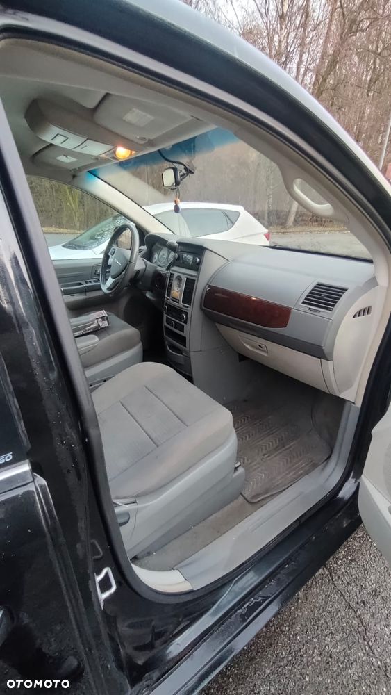 Chrysler Grand Voyager 2.8 CRD LX - 8