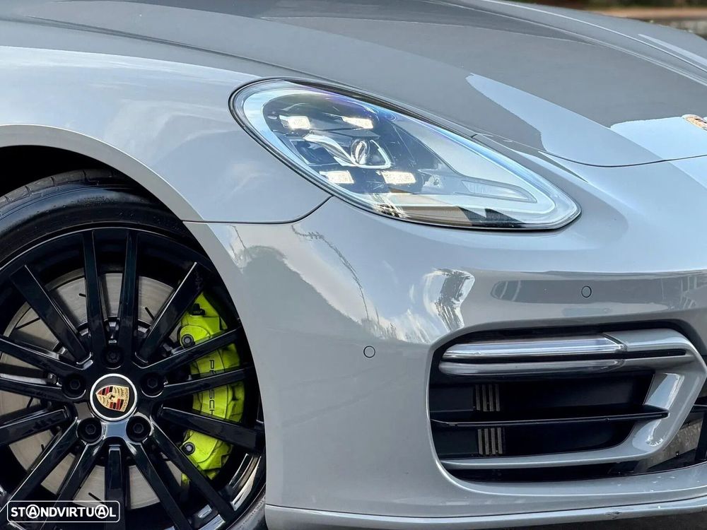 Porsche Panamera 4 E-Hybrid Platinum Edition com PDLS - 51