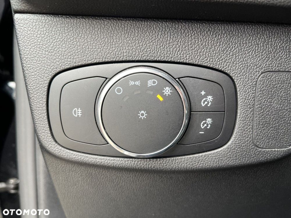 Ford Focus - 24