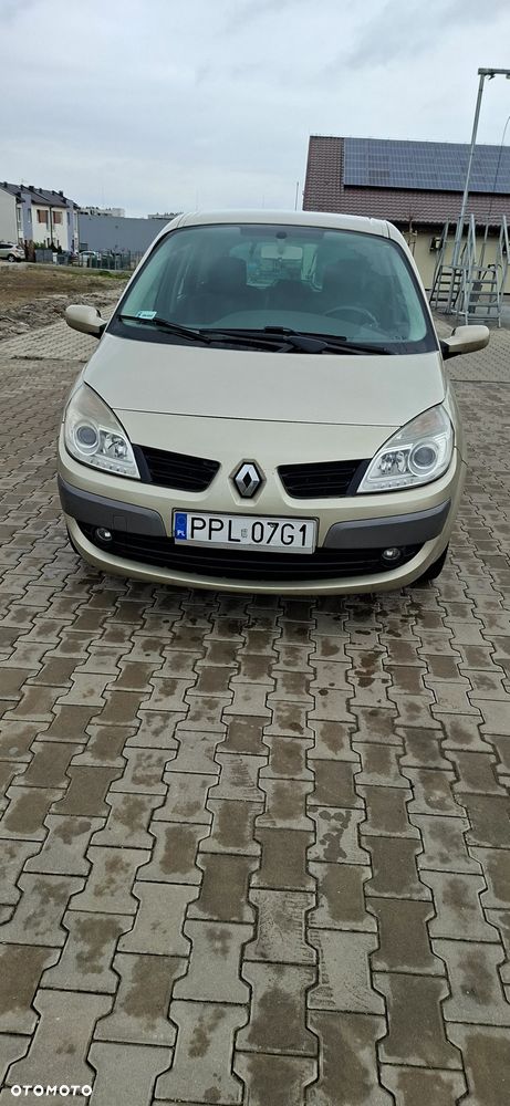 Renault Scenic - 15