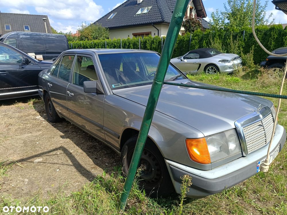 Mercedes-Benz W124 (1984-1993) - 2