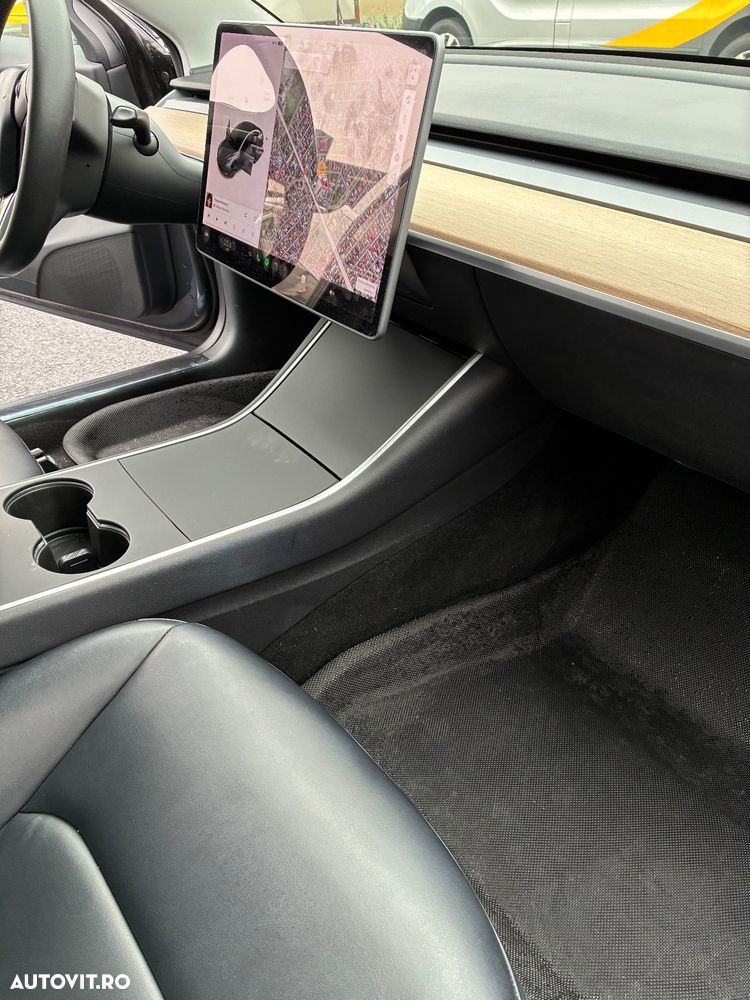 Tesla Model 3 AWD Dual Motor - 19