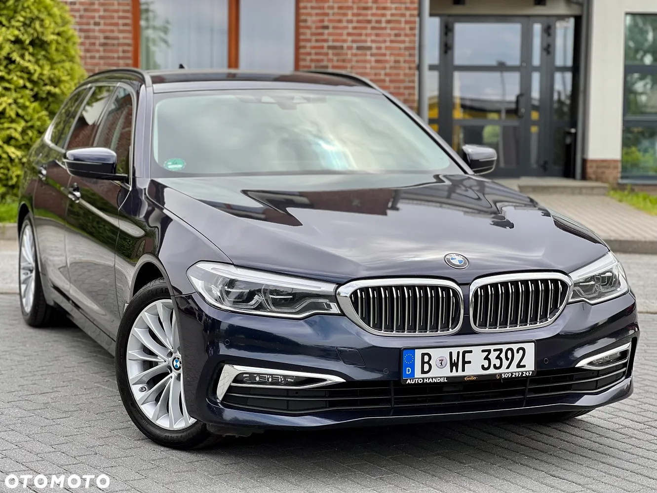 BMW Seria 5 520d Touring Luxury Line - 4