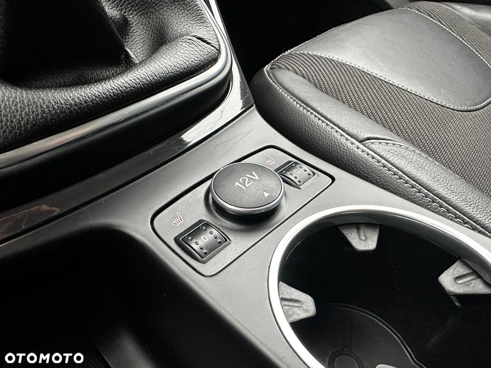 Ford Kuga 2.0 TDCi 2x4 Individual - 25