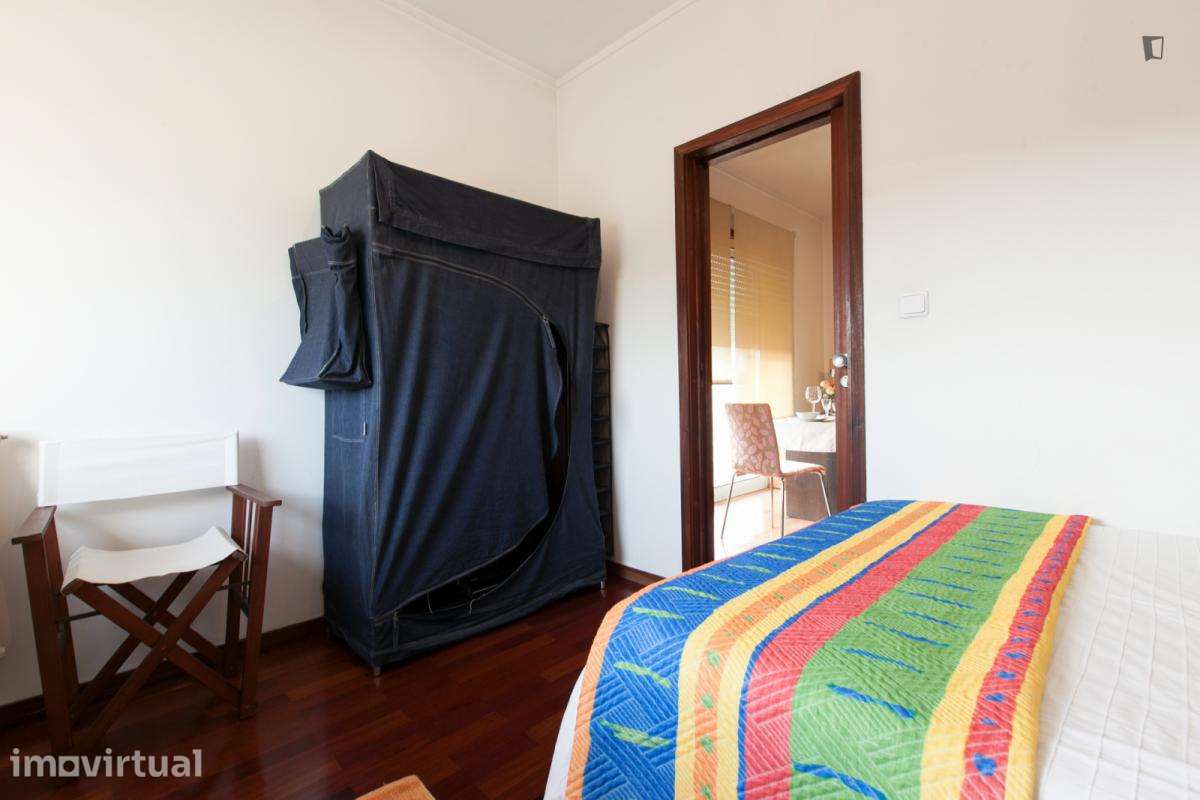 Apartamento com 2 quartos - localizado em Paranhos Porto - Grande imagem: 3/26