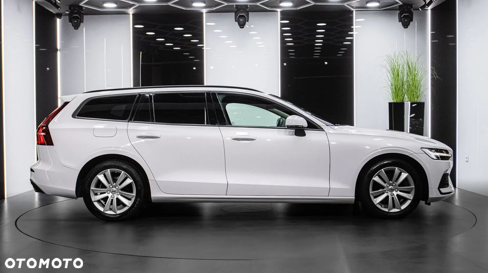 Volvo V60 B3 B Momentum Core - 8
