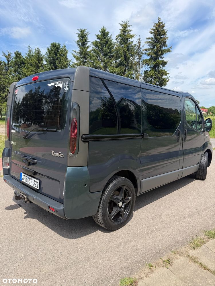 Renault Trafic Passenger - 36