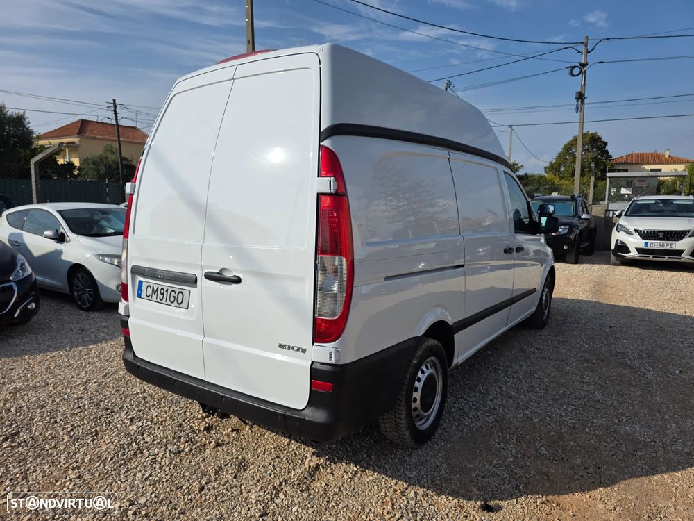 Mercedes-Benz Vito 113 CDI lang - Automática - Tecto Alto - 4