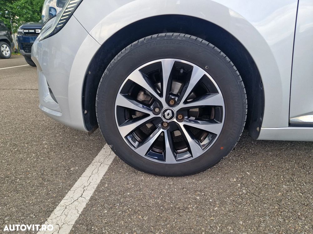 Renault Clio - 5