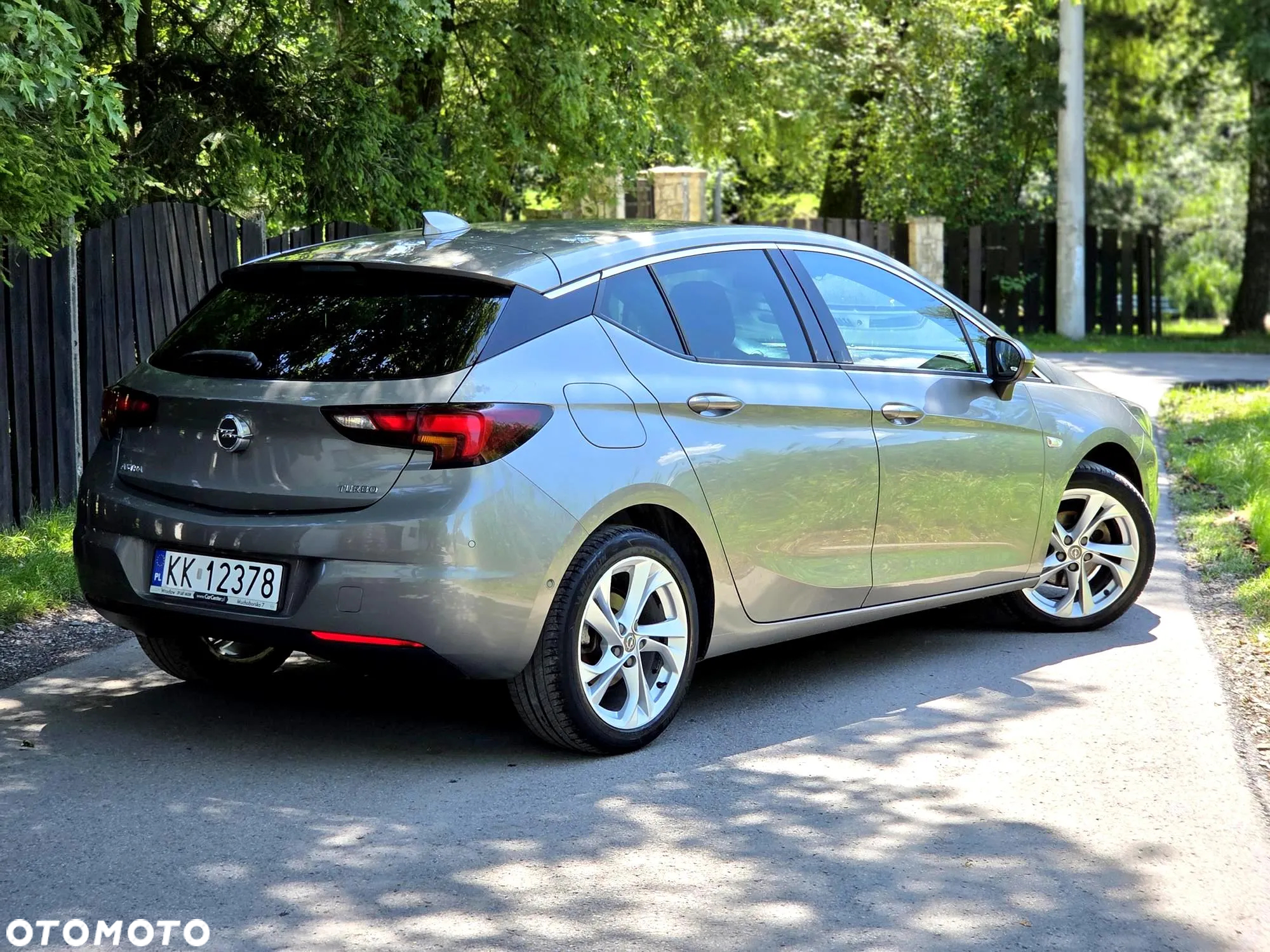 Opel Astra V 1.4 T Elite - 9