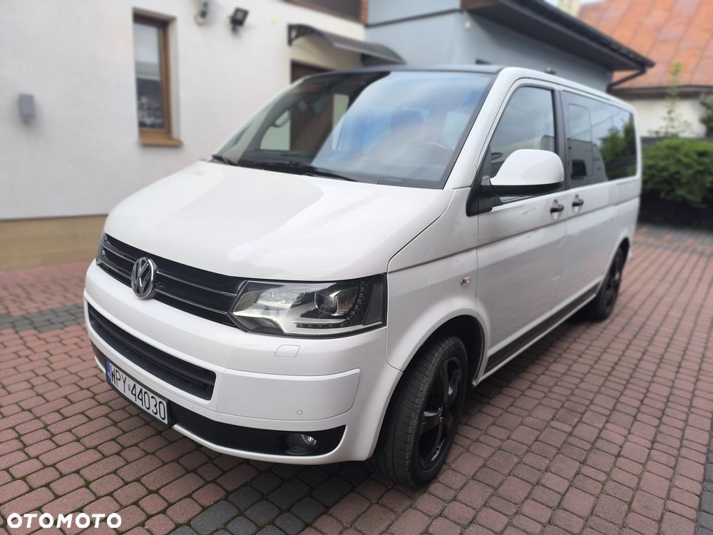 Volkswagen Multivan - 2