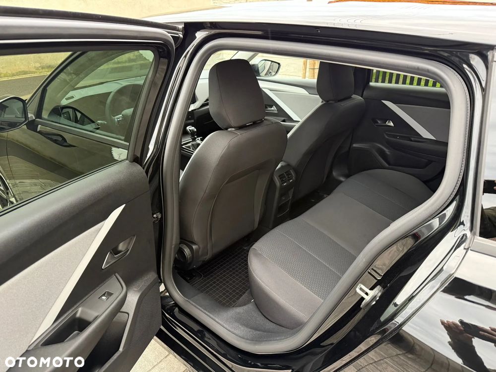 Opel Astra 1.2 Turbo Start/Stop Business Elegance - 18