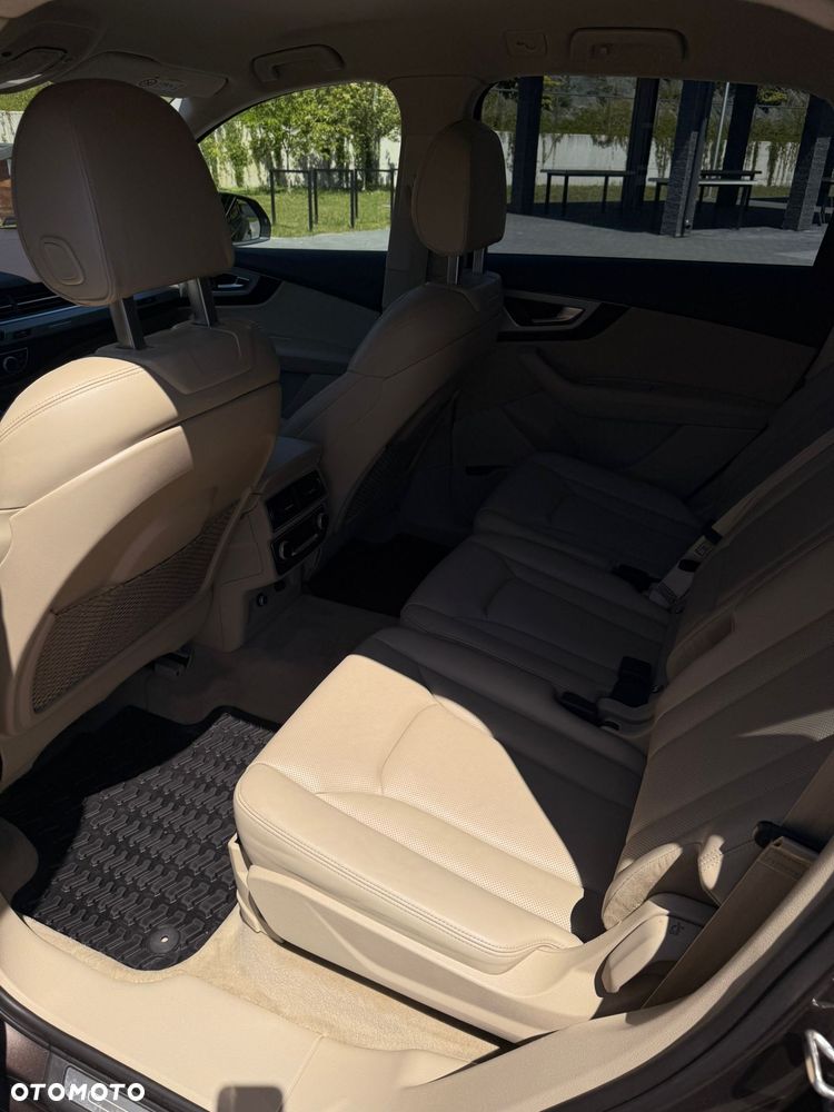 Audi Q7 3.0 TDI Quattro Tiptronic - 12