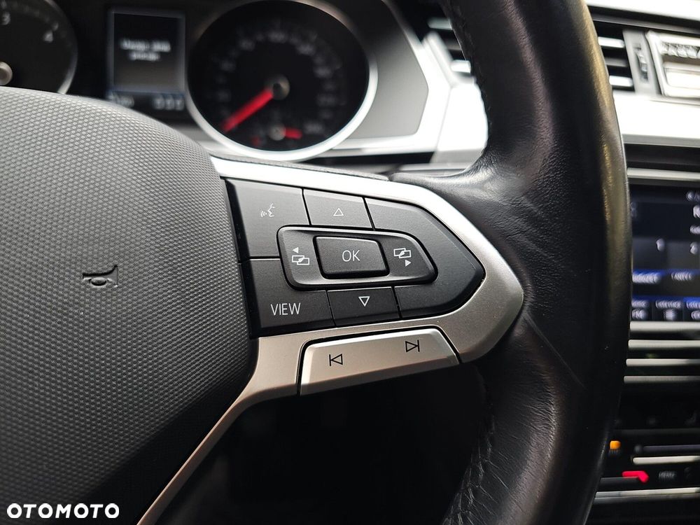 Volkswagen Passat 2022