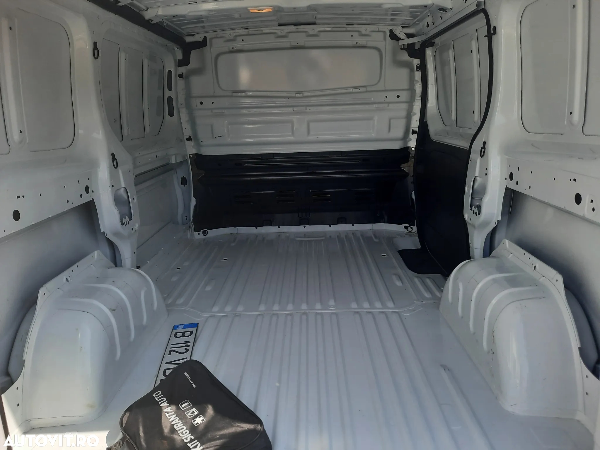 Renault TRAFIC Furgon L1H1 - 7