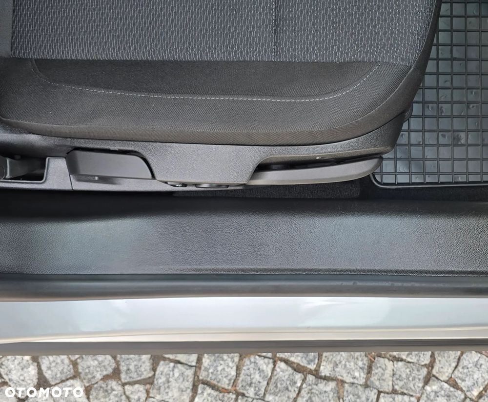Opel Insignia 2.0 CDTI Edition - 24