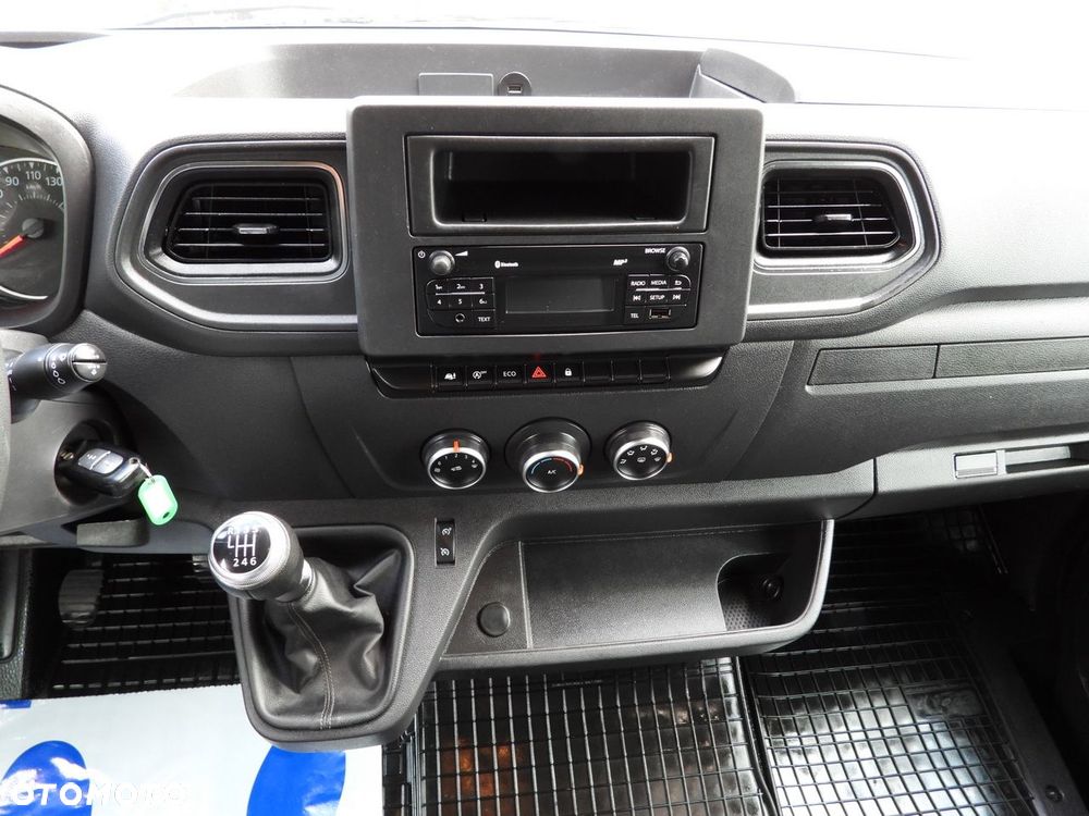 Renault MASTER PLANDEKA 10 PALET WEBASTO TEMPOMAT LEDY PNEUMATYKA KLIMATYZACJA  165KM - 32