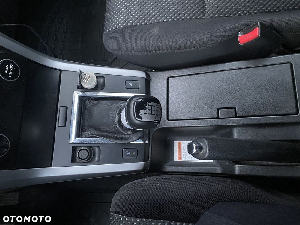 Suzuki Grand Vitara 1.9 DDiS Comfort DPF - 10