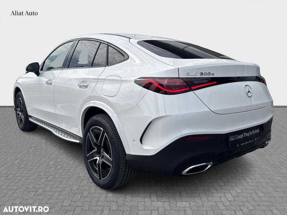 Mercedes-Benz GLC Coupe 300 e 4MATIC - 2