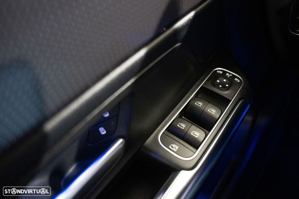 Mercedes-Benz GLA 250 e Progressive - 18