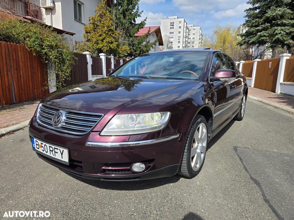 Volkswagen Phaeton - 1