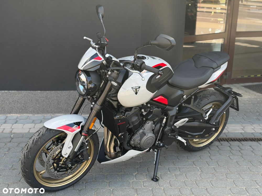 Triumph Trident - 13