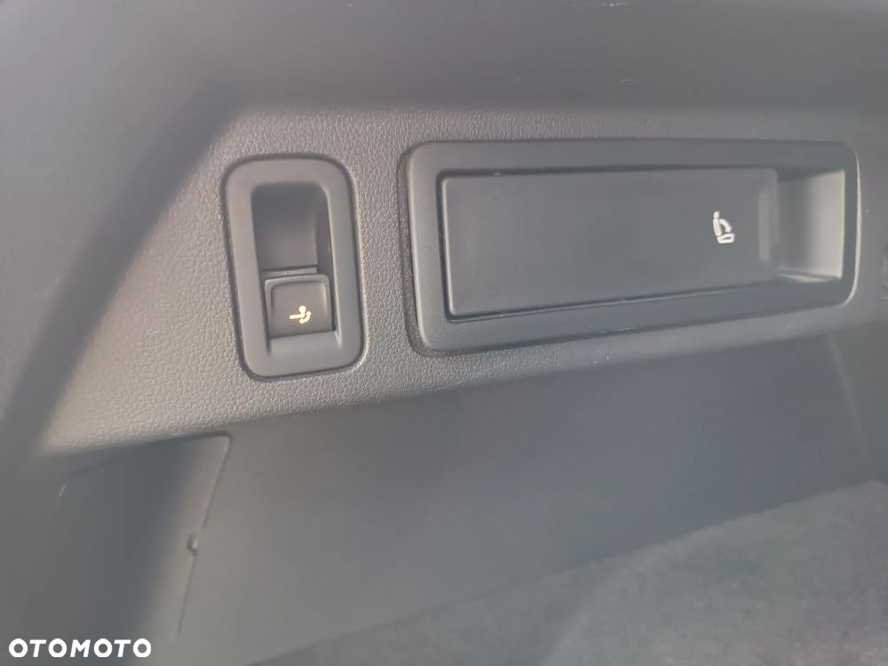 Volkswagen Tiguan 2.0 TDI SCR R-Line - 25