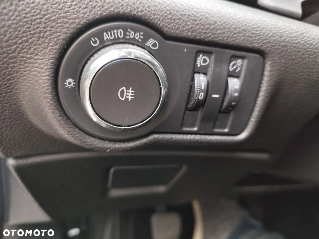 Opel Astra 1.4 EcoFLEX Design Edition - 24