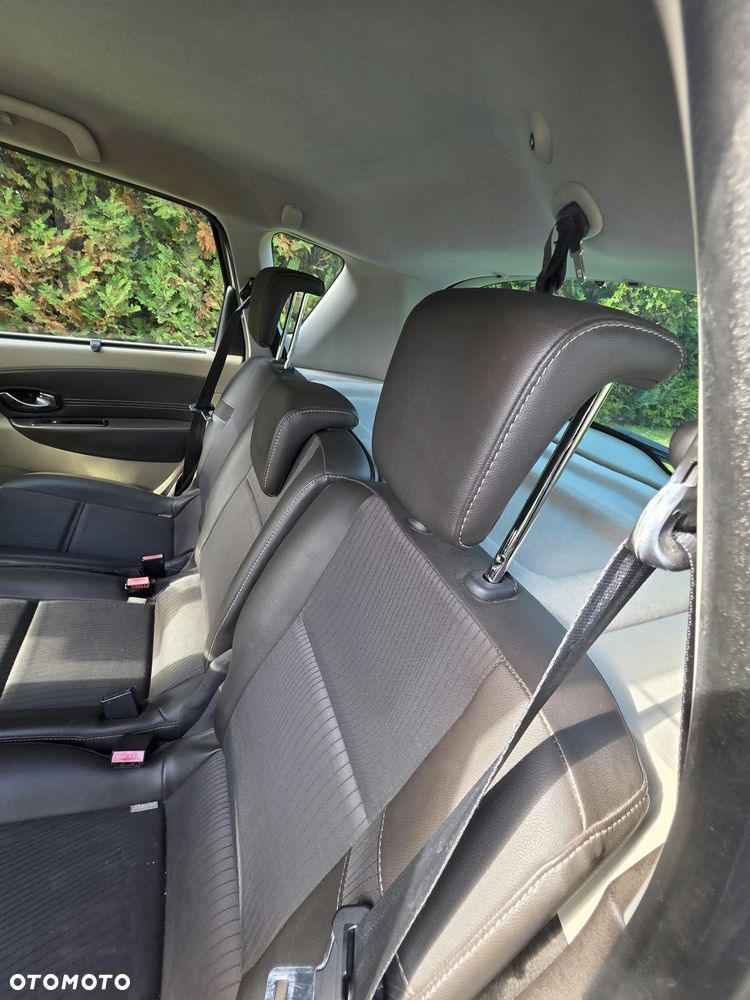 Renault Scenic - 21