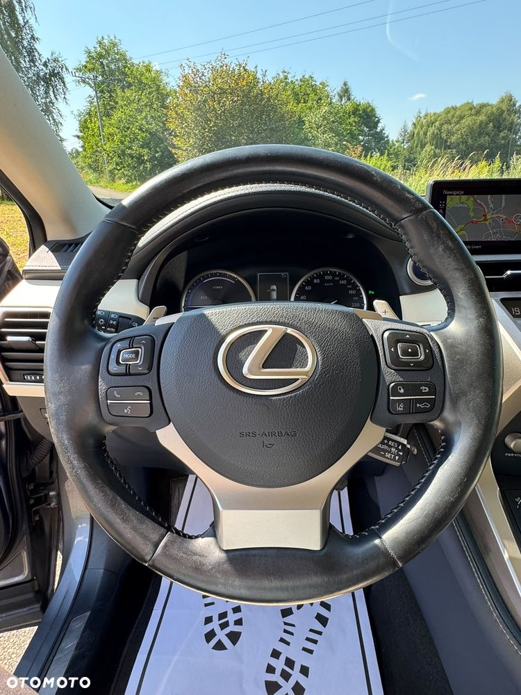 Lexus NX 300h Prestige AWD - 27