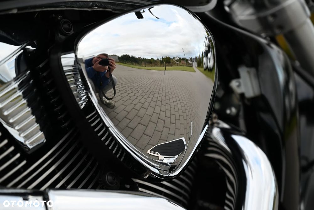 Suzuki Intruder - 23