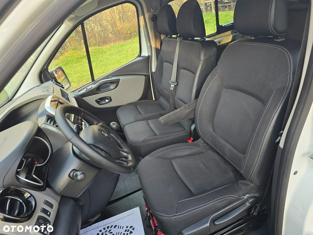 Renault Trafic - 21