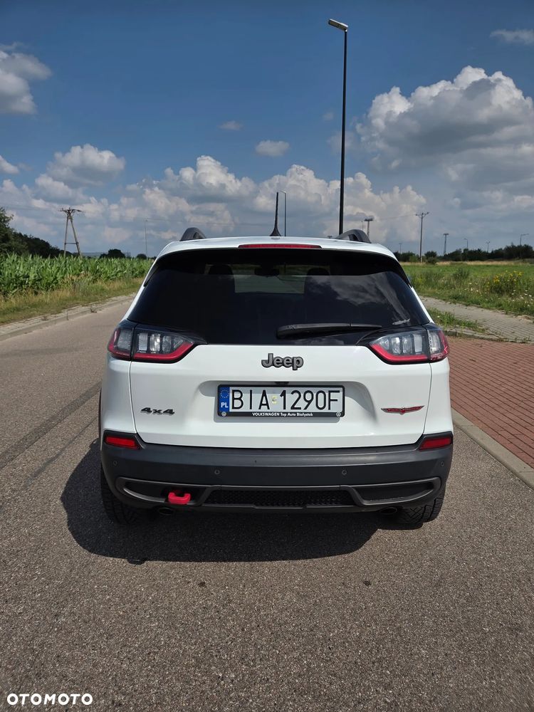 Jeep Cherokee - 7
