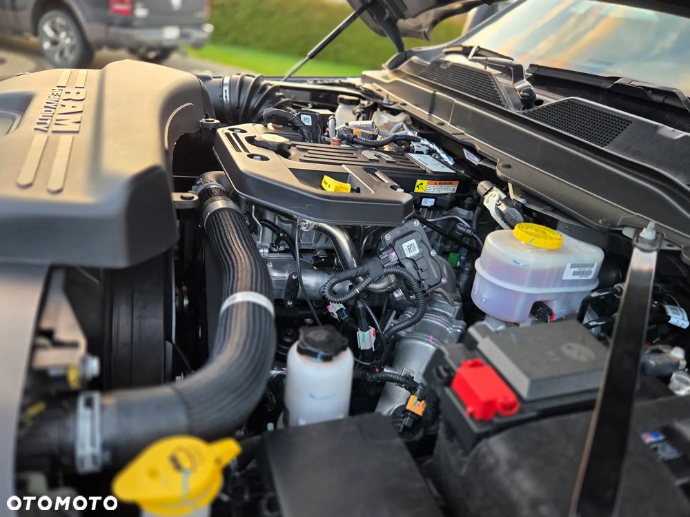 RAM 3500 - 24
