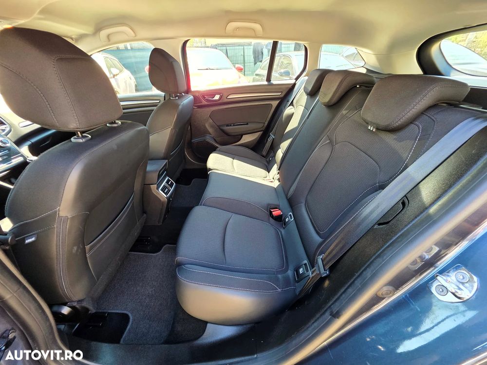 Renault Megane BLUE dCi Limited - 18