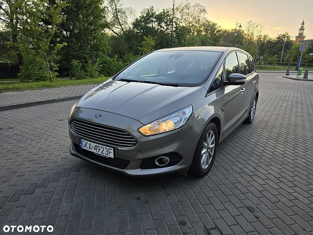 Ford S-Max - 10