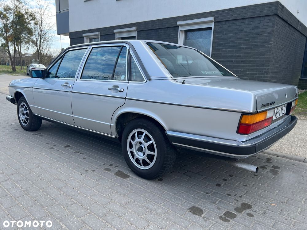 Audi 100 - 7