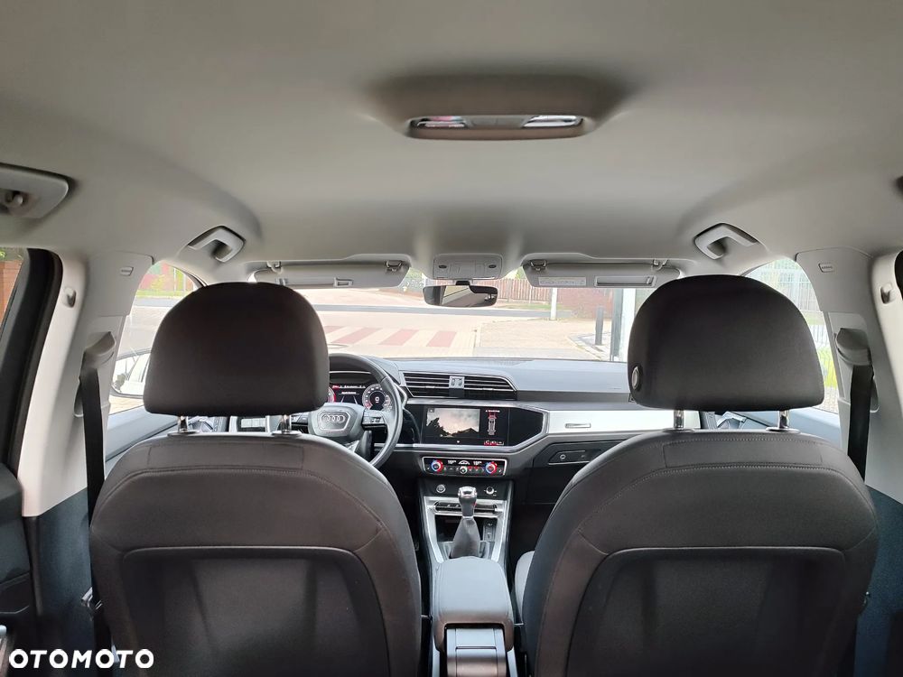 Audi Q3 - 18
