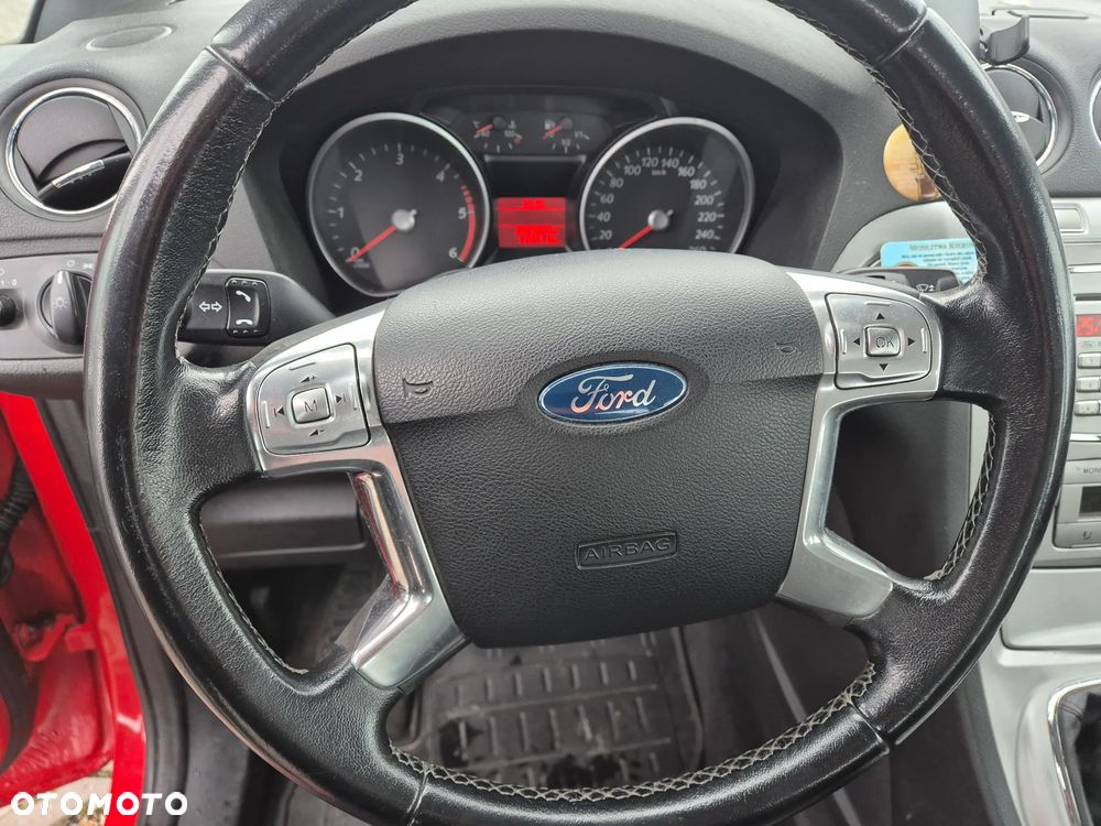 Ford Galaxy 2.0 TDCi Ghia - 13